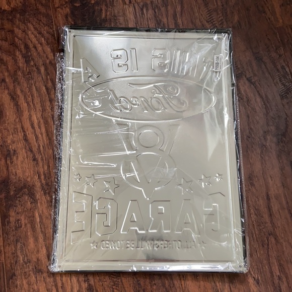 “This Is A V8 FORD Garage” Sign 12 1/2 x 16 - Picture 3 of 6